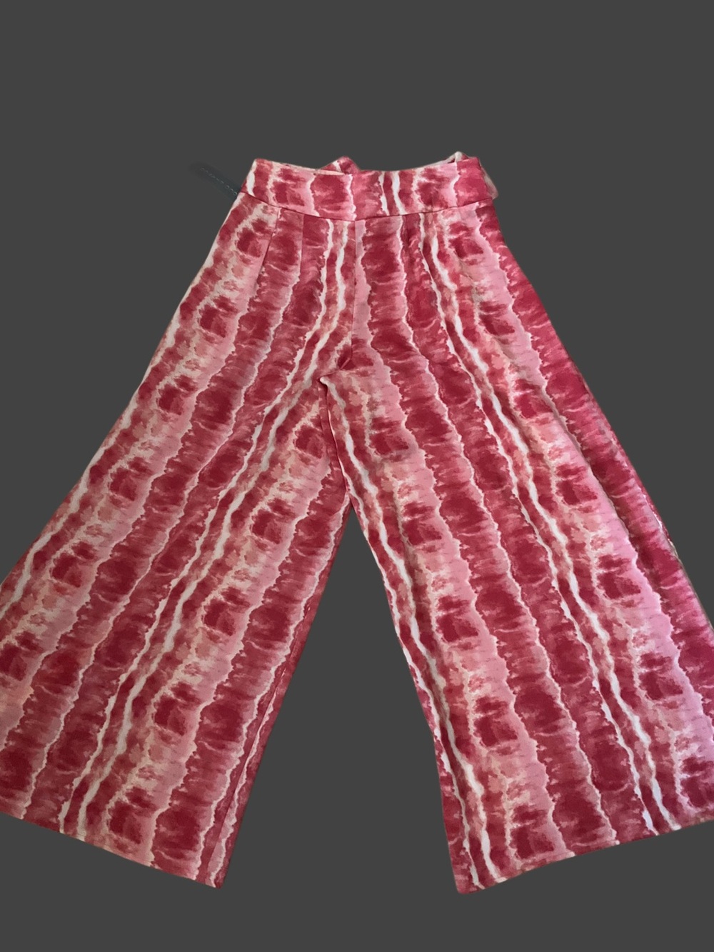 Coco Bianco Red and White Side Zip Tie-Waist Palazzo Pants - Picture 3 of 6